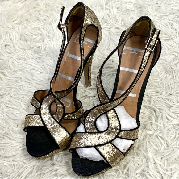 Elle Heels - Picture 3 of 9
